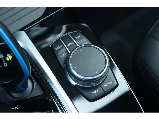 BMW iX3 EXECUTIVE 80 KWH 2021 Elektrisch 32