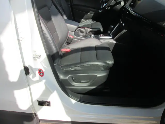 Mazda CX-5 2.0 GT-M 4WD / automaat 2014 Benzine 23