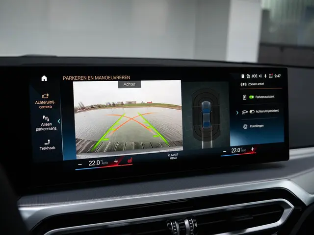 BMW 3 Serie Sedan 320i 2025 Benzine 26