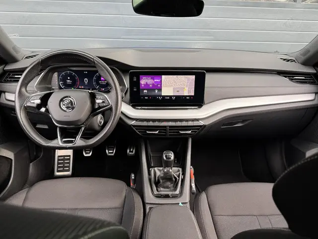 Škoda Octavia COMBI 1.0 TSI SPORT BUSINESS 2022 Benzine 7