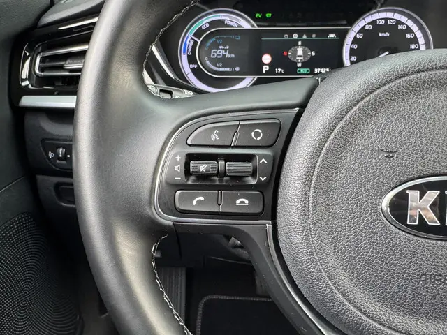 Kia Niro 1.6 GDI HYBRID DYNAMICLINE 2020 Hybride Benzine 19