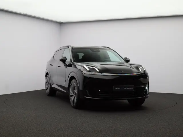 Lynk & Co 08 1.5 More 2026 Hybride Benzine 37