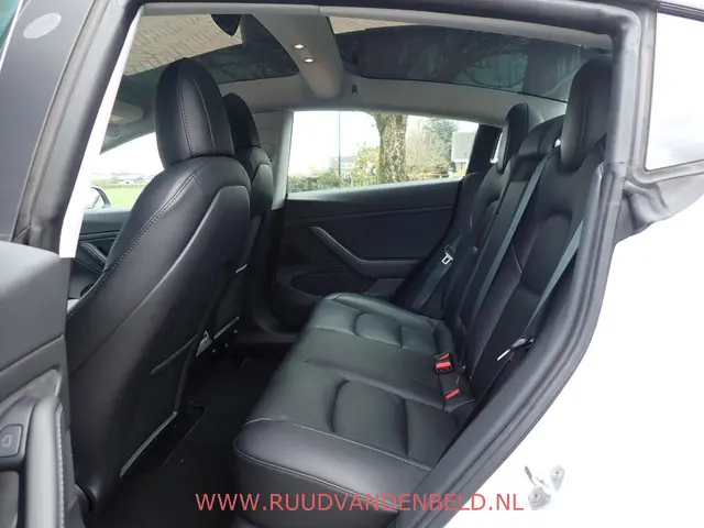 Tesla Model 3 Long Range AWD 2020 Elektrisch 9