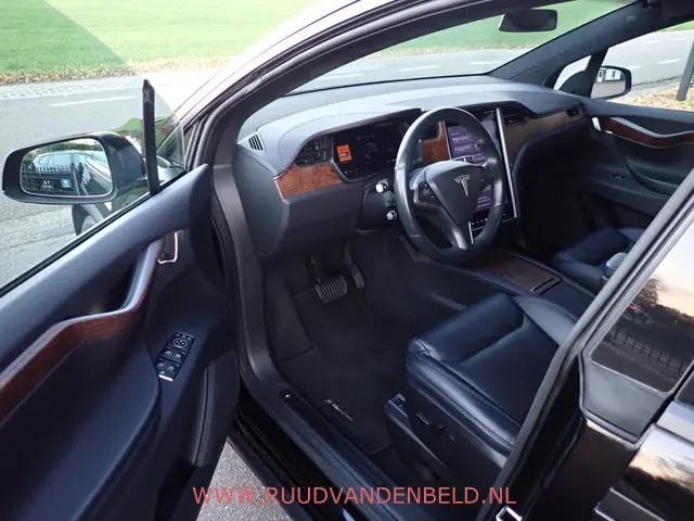 Tesla Model X Long Range 7P 2020 Elektrisch 8