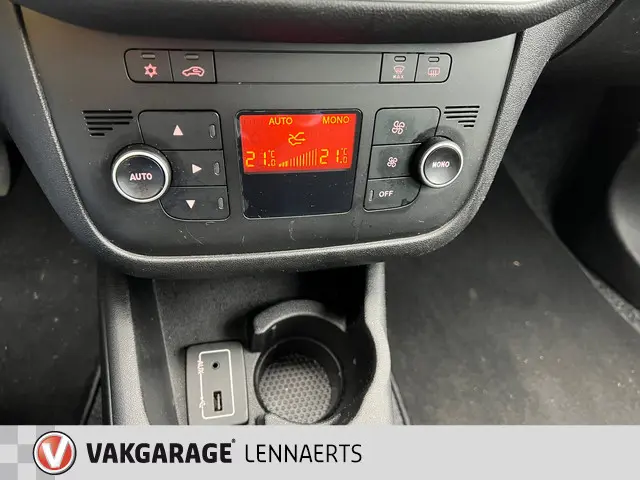 Fiat Punto Evo 0.9 TwinAir Lounge 2016 Benzine 18