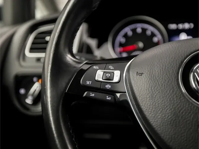 Volkswagen Golf 1.5 TSI R-Line Sport 2018 Benzine 20