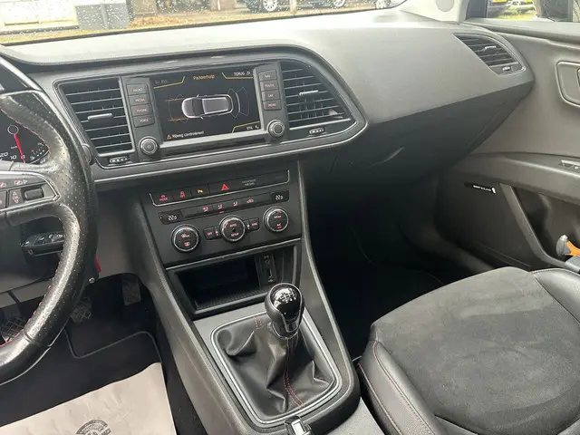 SEAT Leon ST 1.4 EcoTSI FR Connect 2015 Benzine 22