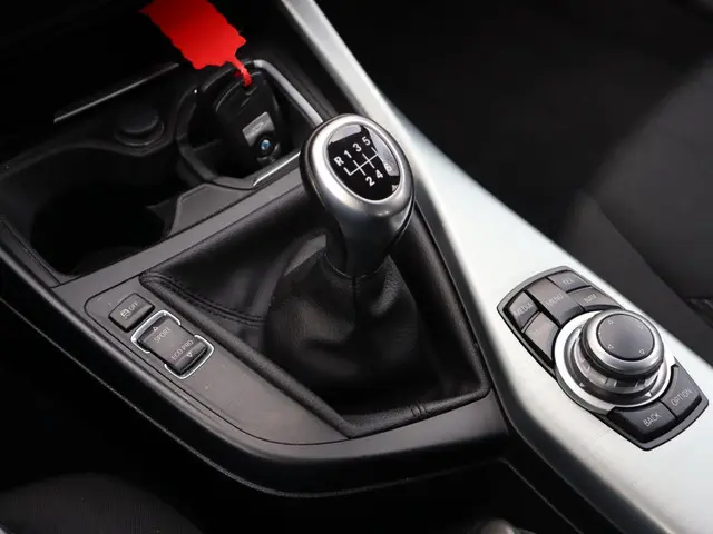 BMW 1 Serie 116i Business navi LM 4-deurs 2015 Benzine 13