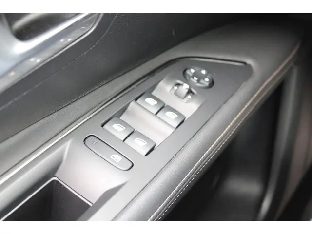 Peugeot 3008 1.6 HYbrid 225 GT 2020 Hybride Benzine 27