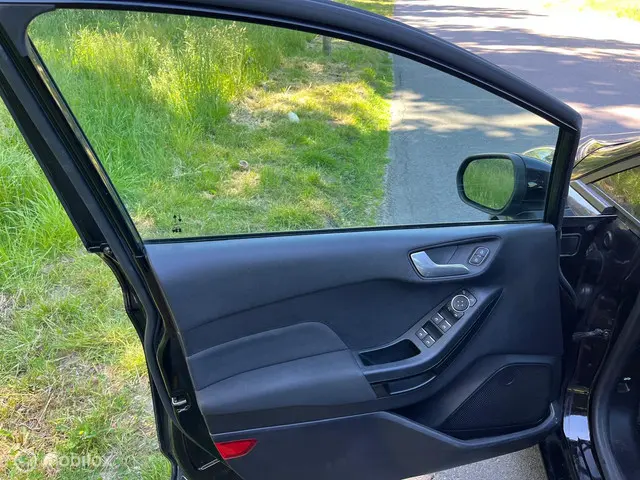Ford Fiesta 1.0 EcoBoost Connected 2020 Benzine 24