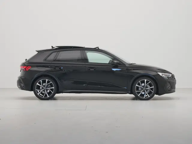 Audi A3 Sportback 30 TFSI S edition 2025 Benzine 8