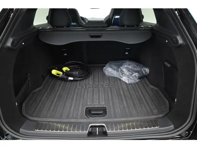 Lynk & Co 01 1.5 2023 Hybride Benzine 36