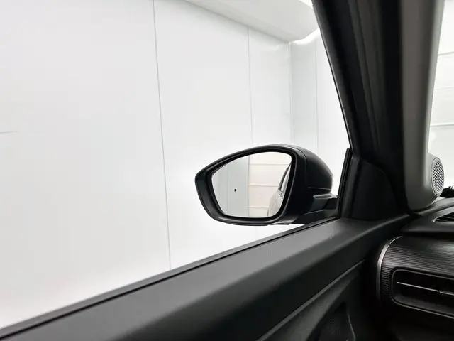 Jeep Avenger 1.2 Longitude 2024 Benzine 22