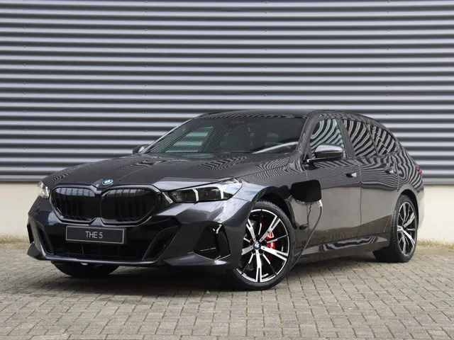 BMW 5 Serie Touring 550e 2026 Hybride Benzine 44
