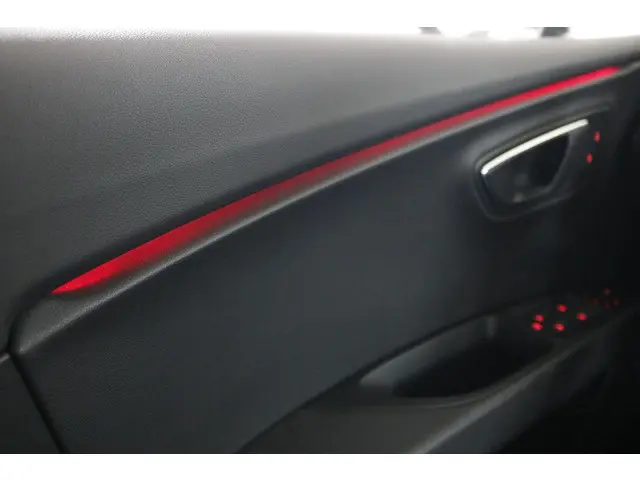 SEAT Leon ST 1.4 TSI ACT FR Dynamic 2015 Benzine 32