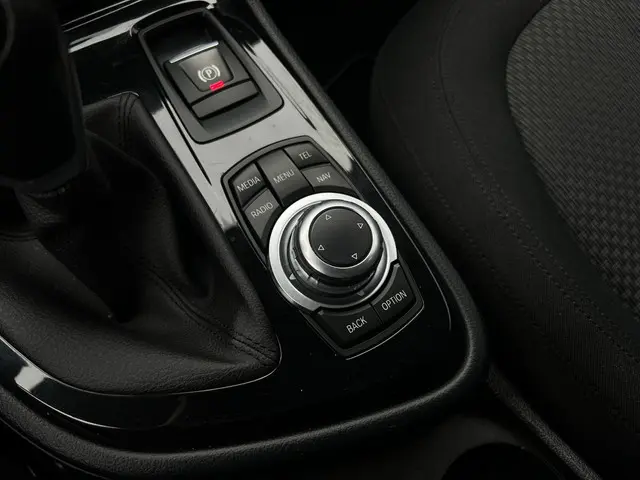 BMW 2 Serie Active Tourer 218i Executive 2015 Benzine 15