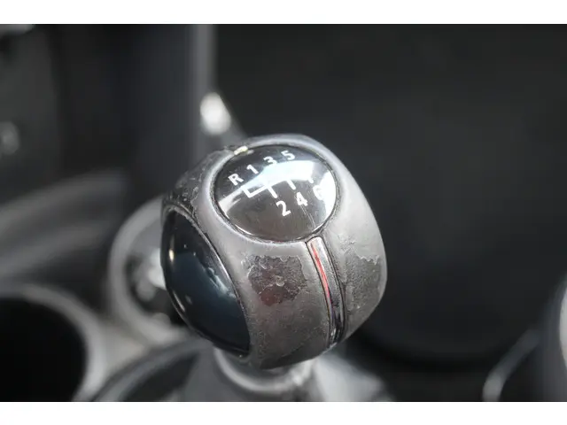 MINI One Mini 1.5 D Business 2016 Diesel 18
