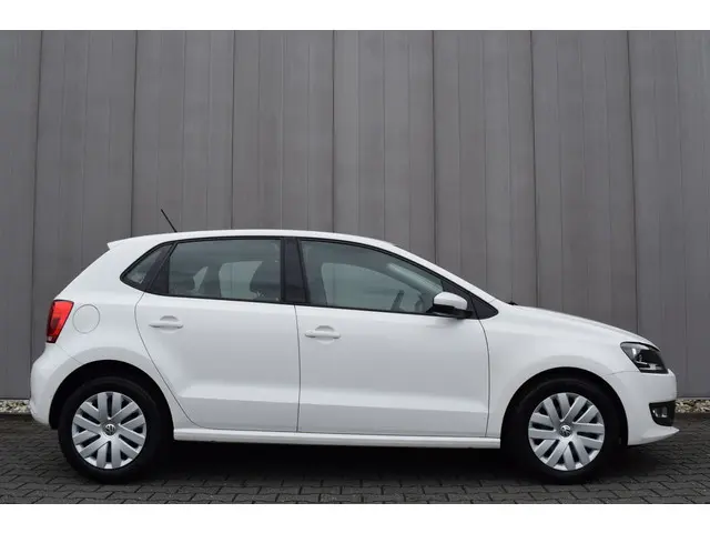 Volkswagen Polo 1.2 TSi 5Drs Comfortline 2012 Benzine 4