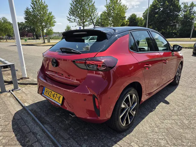 Opel Corsa 1.2 Turbo GS stoelverwarming 2024 Benzine 8