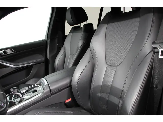 BMW X5 xDrive40i High Executive 2020 Benzine 11