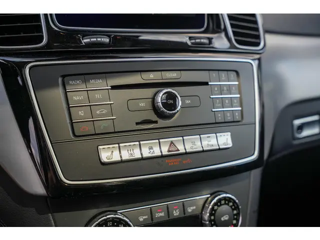 Mercedes-Benz GLE 500 e 4MATIC 2015 Hybride Benzine 17