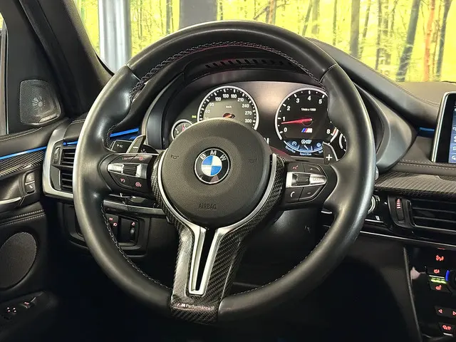 BMW X5 M 2017 Benzine 9