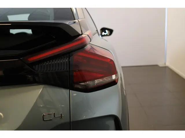 Citroën C4 PT 130 Feel Edition 2021 Benzine 21