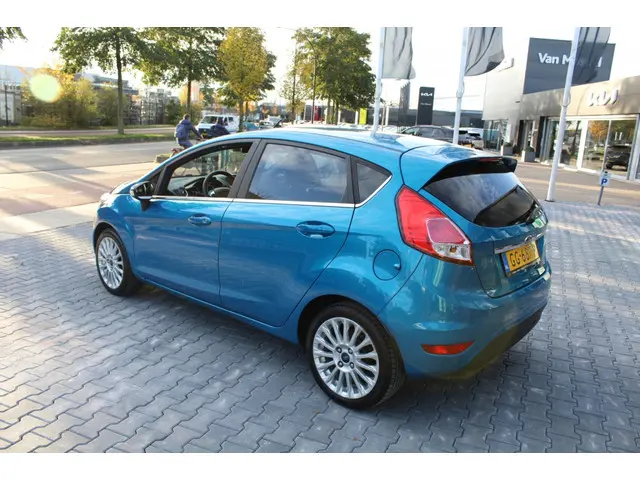 Ford Fiesta 1.0 EcoB. Titanium 2015 Benzine 8
