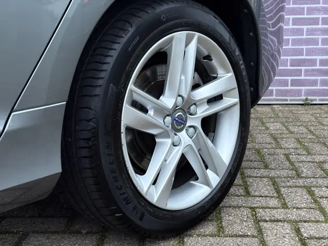 Volvo V60 1.5 T3 Summum 2017 Benzine 9