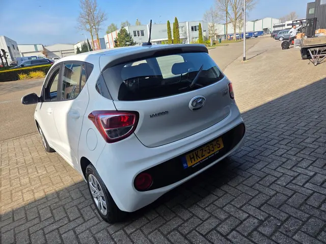 Hyundai i10 1.0i Comfort 2017 Benzine 5