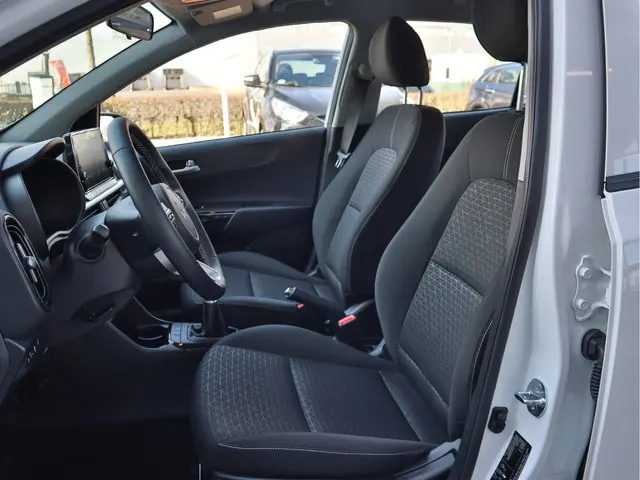 Kia Picanto 1.0 DPi DynamicLine 2024 Benzine 8