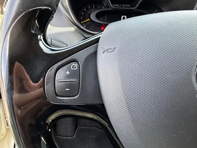 Renault Captur 0.9 TCe Dynamique 2015 Benzine 10