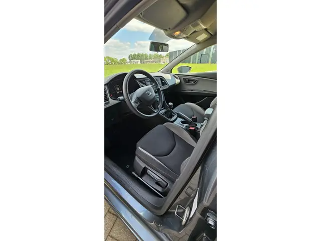 SEAT Leon 1.2 TSI Style 2013 Benzine 32