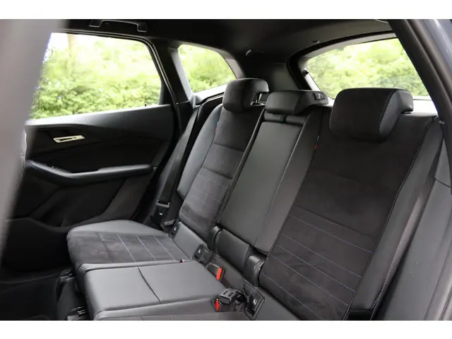 BMW 2 Serie Active Tourer 218i 2023 Benzine 21