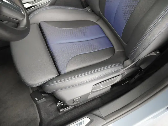 BMW 1 Serie 118i 2022 Benzine 12