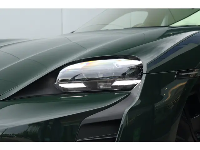 Porsche Taycan GTS 93 kWh 2023 Elektrisch 6