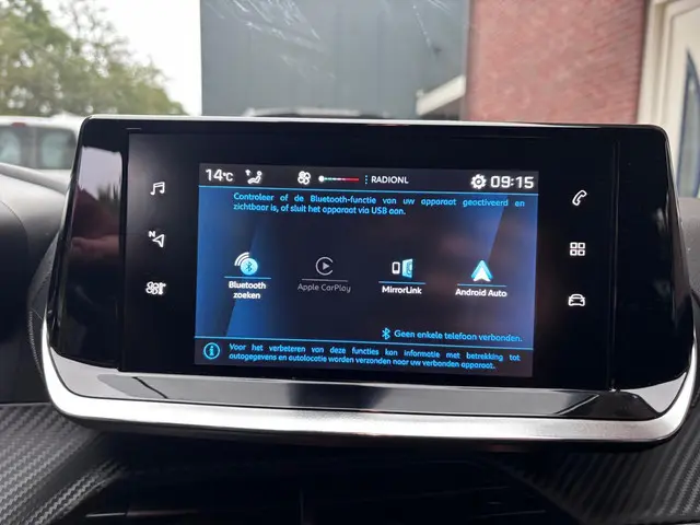 Peugeot 208 1.2 PureTech Active Pack 2021 Benzine 33