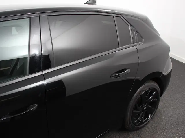 Opel Astra 1.2 Automaat GS Line 2023 Benzine 32