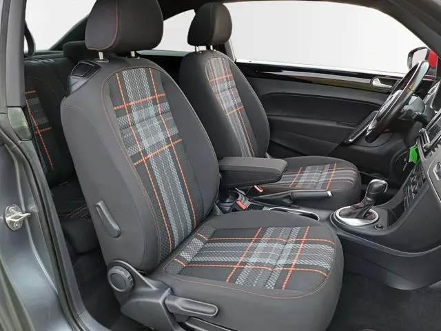 Volkswagen Beetle 1.2 TSI Club 2016 Benzine 33