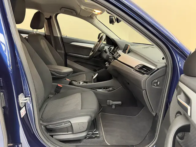 BMW X2 sDrive18i Executive, 140Pk, 2019, 2019 Benzine 12