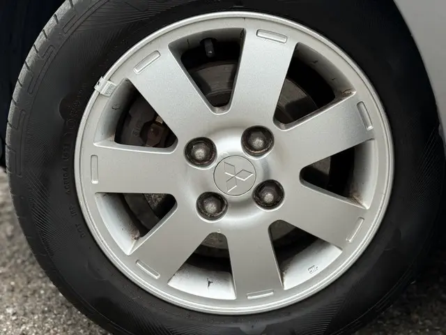 Mitsubishi Space Star 1.0 Cool+ 2018 Benzine 14