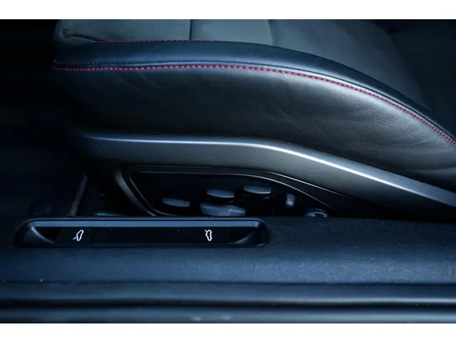 Porsche 911 3.0 Targa 4 GTS 2023 Benzine 33
