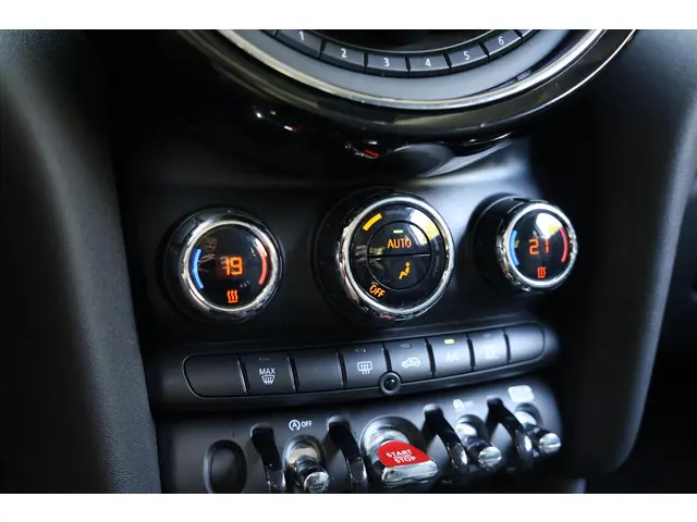 MINI One Mini 1.2 Chili Business 2017 Benzine 27