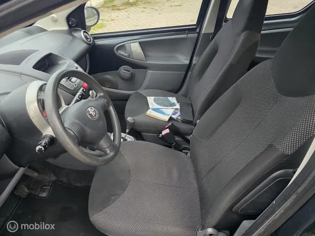 Toyota Aygo 1.0 -12V ComfortLine 2021 Benzine 7