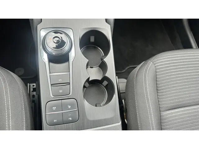 Ford Kuga 2.5 PHEV Titanium 2021 Hybride Benzine 29