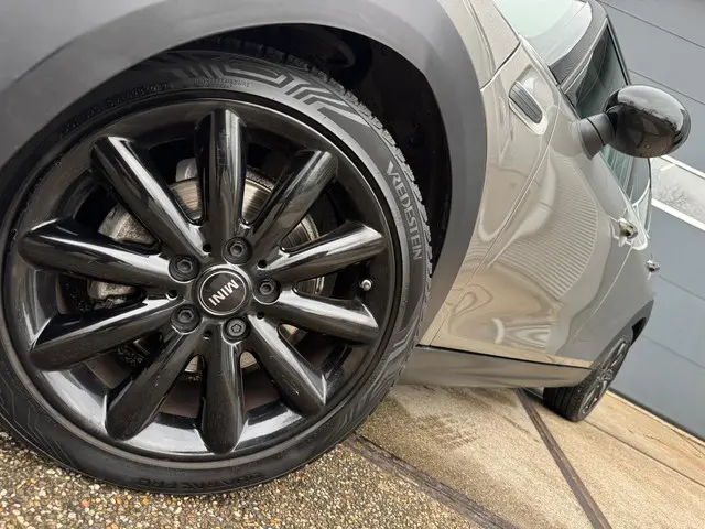 MINI Cooper Mini 1.5 Salt 2019 Benzine 19