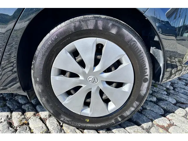 Toyota Auris 1.3 Now, Parkeersensoren 2016 Benzine 4