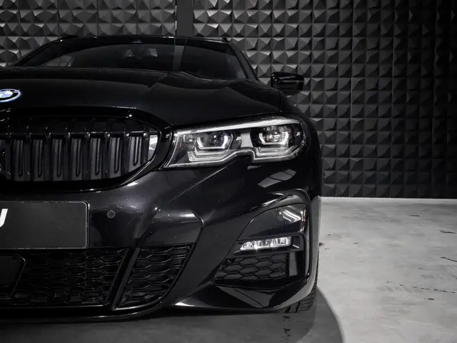 BMW 3 Serie Touring 330e M Sport 2022 Hybride Benzine 14