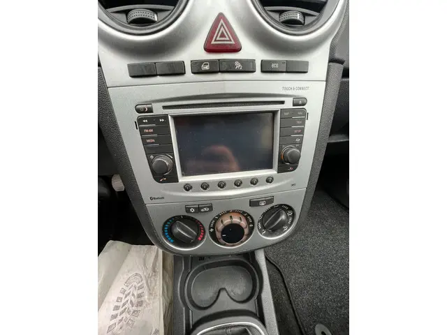 Opel Corsa 1.2-16V Design Edition 2014 Benzine 12