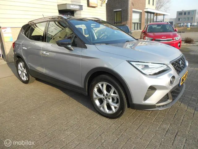 SEAT Arona 3